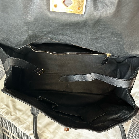 Loewe Alamo 36 Anagram Handbag Suede Black Gold Hardware - Picture 11 of 16